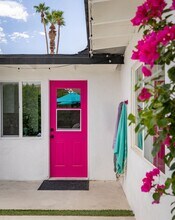 2056 Paseo Roseta in Palm Springs, CA - Building Photo - Building Photo