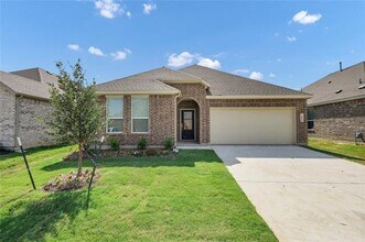 1900 Adams Dr in Little Elm, TX - Building Photo - Building Photo