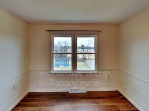 4431 Venus Ave in Harrisburg, PA - Foto de edificio - Building Photo