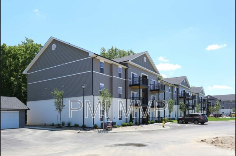 866 Taylor Station Rd in Columbus, OH - Building Photo