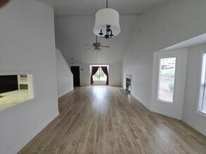 1707 SW Hartley Ave in Gresham, OR - Building Photo - Building Photo