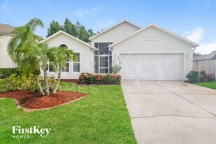 4708 Bear Claw Ct in Valrico, FL - Building Photo