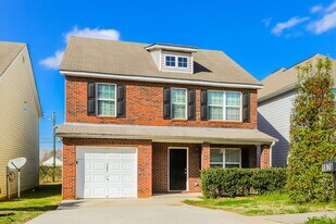 1876 Simmons Ln in Hampton, GA - Building Photo