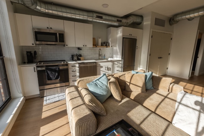 3205 Penn Ave in Pittsburgh, PA - Building Photo - Building Photo