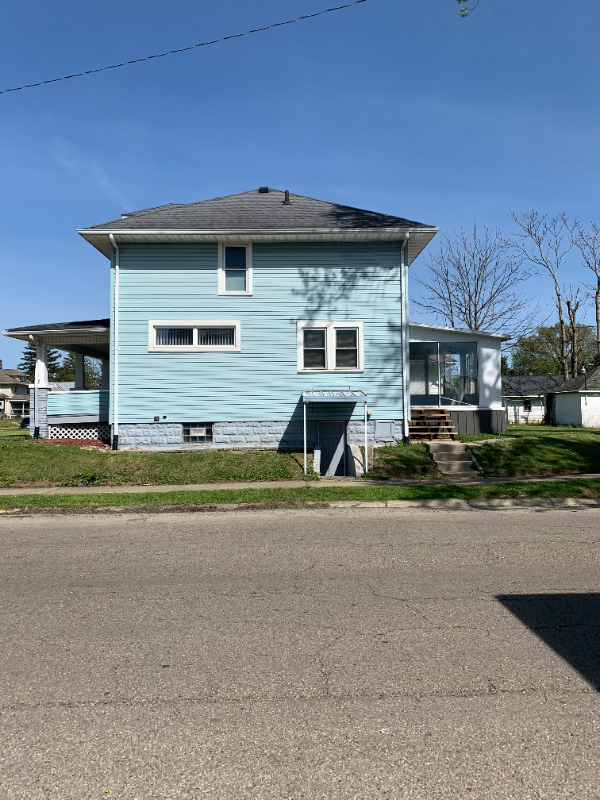 345 W Johnny Lytle Ave in Springfield, OH - Building Photo - Building Photo