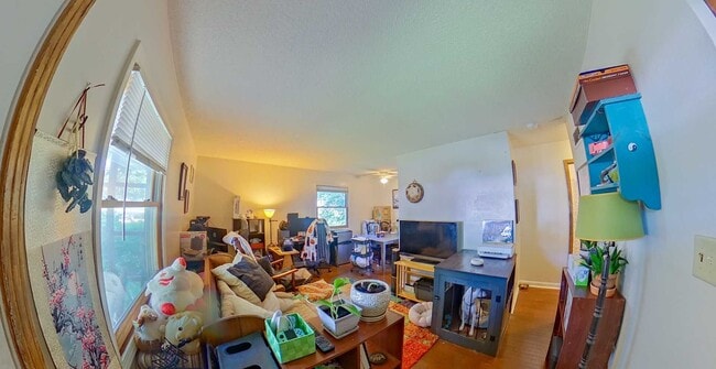 property at 2044 Hayes Dr