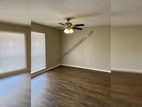 301 NW 81st St in Oklahoma City, OK - Building Photo - Building Photo