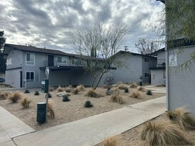 Sunrise Apartments in Clovis, CA - Building Photo