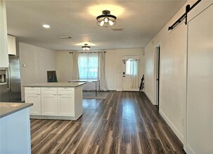 2631 Ridge Top Way in Valrico, FL - Building Photo - Building Photo