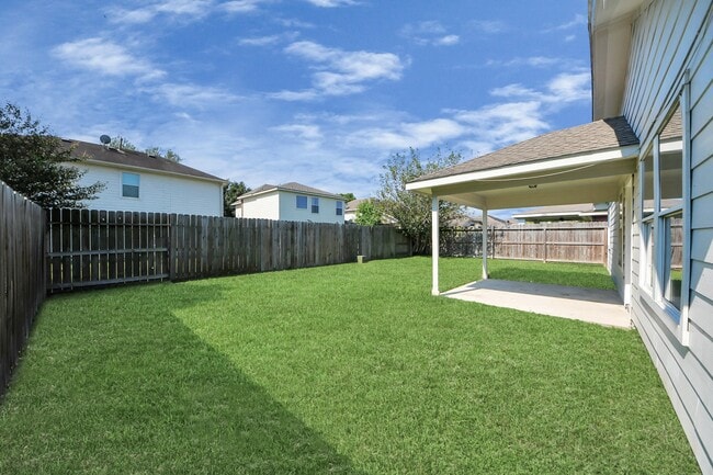 422 Brushy Glen Dr in Houston, TX - Building Photo - Building Photo
