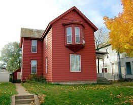 1216 State St, Unit 1220 in La crosse, WI - Building Photo