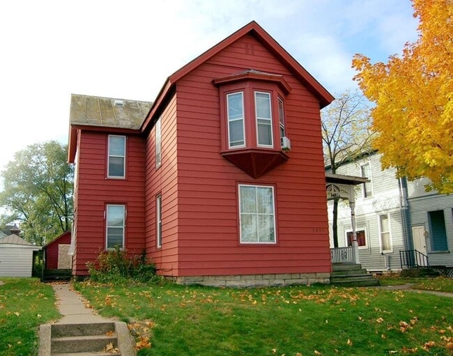 1216 State St, Unit 1220