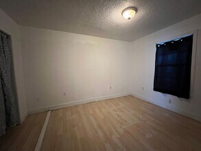 4734 Wyandotte St in Baton Rouge, LA - Foto de edificio - Building Photo