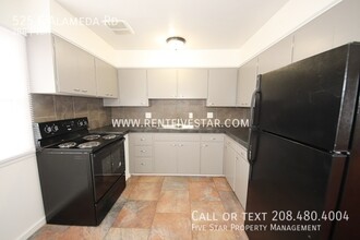525 E Alameda Rd in Pocatello, ID - Building Photo - Building Photo