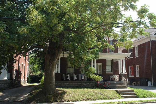 317 E Maxwell St in Lexington, KY - Building Photo - Building Photo