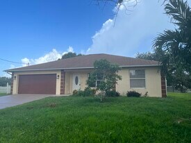 702 SW Amber Terrace in Port St. Lucie, FL - Building Photo