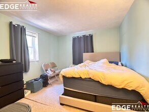 11 Cogswell Ave, Unit 11 in Cambridge, MA - Building Photo - Building Photo