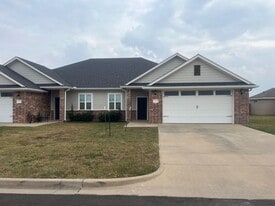 5612 Moose Jaw Cir in Waco, TX - Building Photo