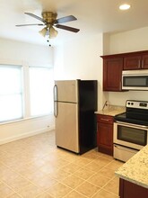 151 Centre St, Unit 1 in Boston, MA - Foto de edificio - Building Photo