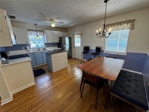 1218 Pompano Ln in Lady Lake, FL - Building Photo - Building Photo