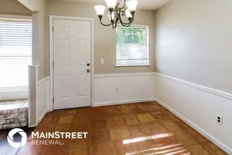 828 SE 9th St in Moore, OK - Building Photo - Building Photo