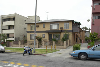 1837 Winona Blvd in Los Angeles, CA - Building Photo - Building Photo