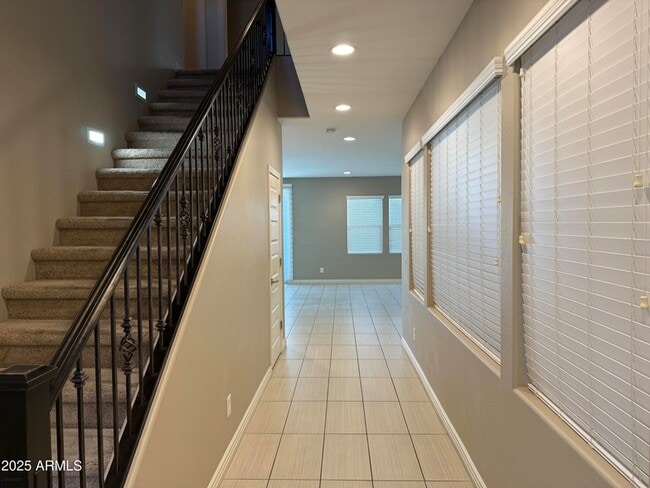 4711 E Daley Ln in Phoenix, AZ - Building Photo - Building Photo