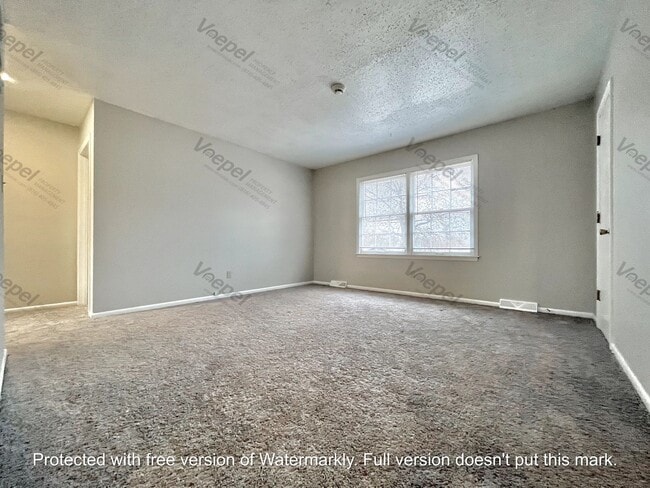 property at 7211-7211 Montana Ave