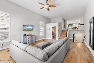 219 7th Ave S in Jacksonville Beach, FL - Building Photo - Building Photo