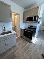 20 Chapel St, Unit 5 in Portsmouth, NH - Building Photo