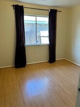 10451 N Fallen Bough Dr in Houston, TX - Building Photo - Building Photo