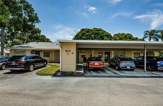 2465 Northside Dr in Clearwater, FL - Building Photo - Building Photo
