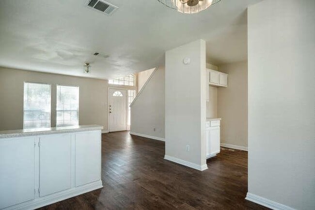 1601 Cindy Ct in Round Rock, TX - Building Photo - Building Photo