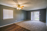 The Timbers Apartments in Longview, TX - Building Photo - Building Photo