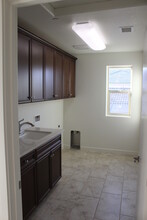 1287 E Via Azzurra Way in Fresno, CA - Building Photo - Building Photo