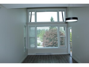33539-33539 Holland Ave in Abbotsford, BC - Building Photo - Building Photo