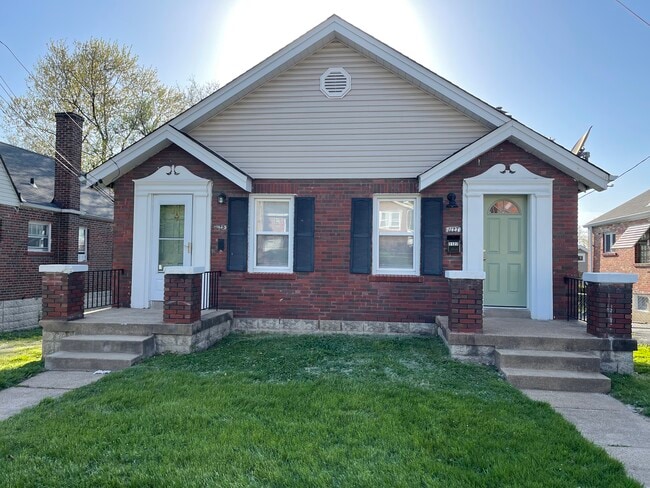 1125 North and South Rd, Unit 1125