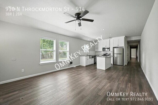 910-914 N Throckmorton St-Unit -914 in Sherman, TX - Building Photo - Building Photo