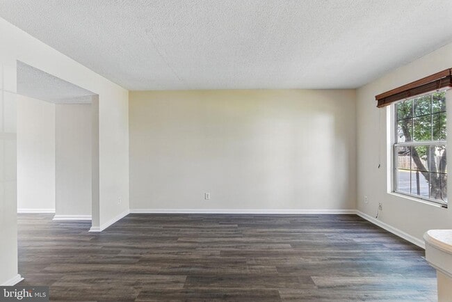 505 Knollwood Ct in Stafford, VA - Building Photo - Building Photo