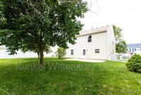 628 Fallen Timber Ln in Mascoutah, IL - Foto de edificio - Building Photo