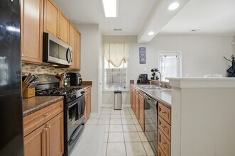 5325 Brinsley Ln in Virginia Beach, VA - Building Photo - Building Photo