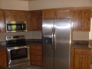9472 N Albatross Dr in Tucson, AZ - Building Photo - Building Photo