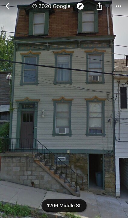 1206 Middle St in Pittsburgh, PA - Building Photo