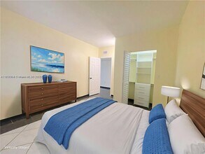 12405 NW 7th St in Miami, FL - Building Photo - Building Photo