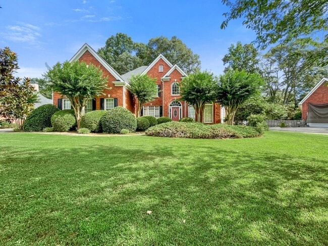 property at 389 Bridgebrook Ln SW