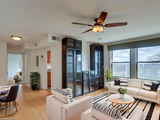 property at 4408 1st Pl NE