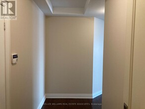 10-1810 Bloorview Pl in Toronto, ON - Building Photo - Building Photo