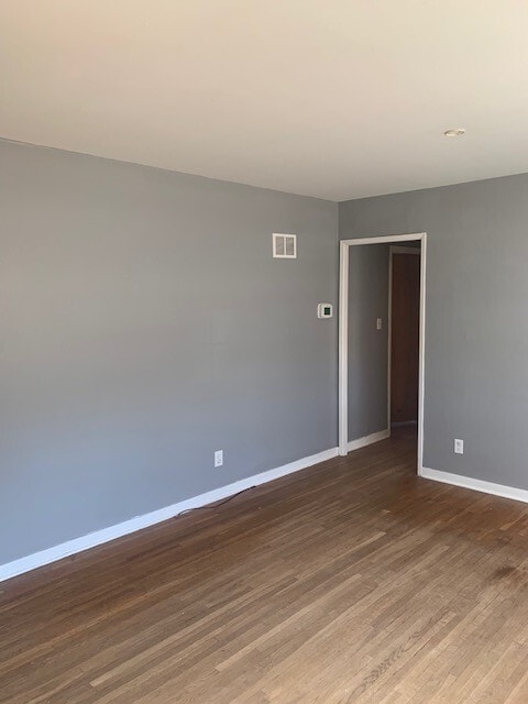 905 S Garfield St in Junction City, KS - Building Photo - Building Photo