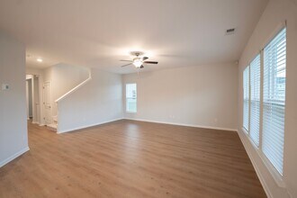 46 Blues Dr in Pooler, GA - Foto de edificio - Building Photo