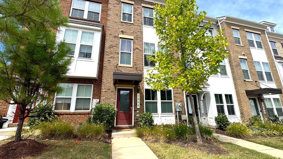 7244 Clagett Dr in Hyattsville, MD - Building Photo
